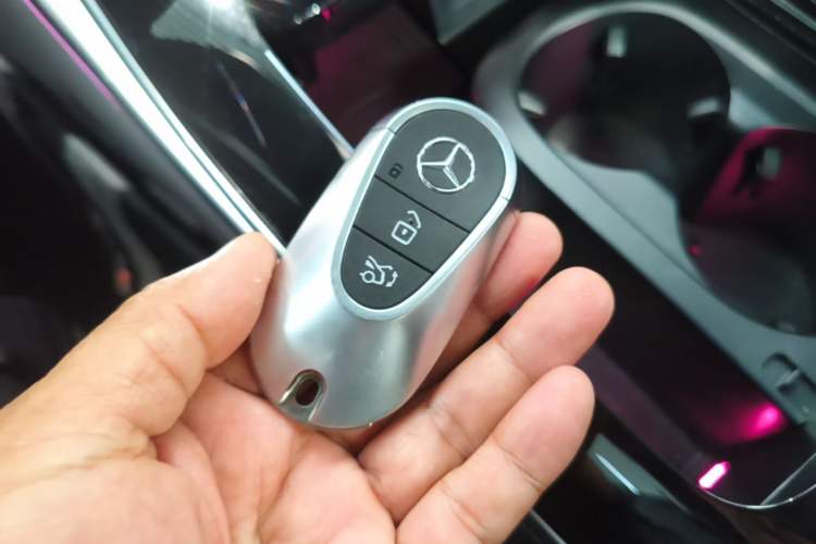 Used Mercedes-Benz C-Class 2024 C 260 L Sport Edition Vehicle Key