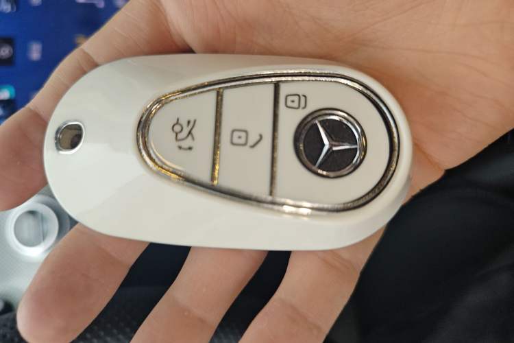 Used Mercedes-Benz C-Class 2024 C 260 L Sport Edition Vehicle Key