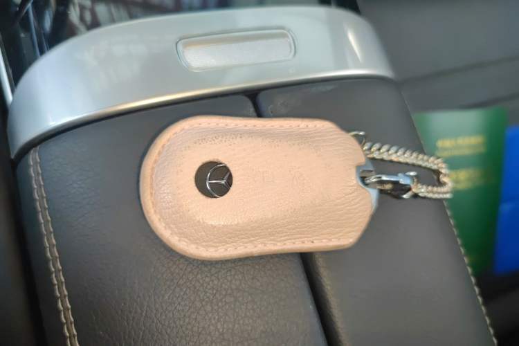 Used Mercedes-Benz C-Class 2024 C 260 L Sport Edition Vehicle Key