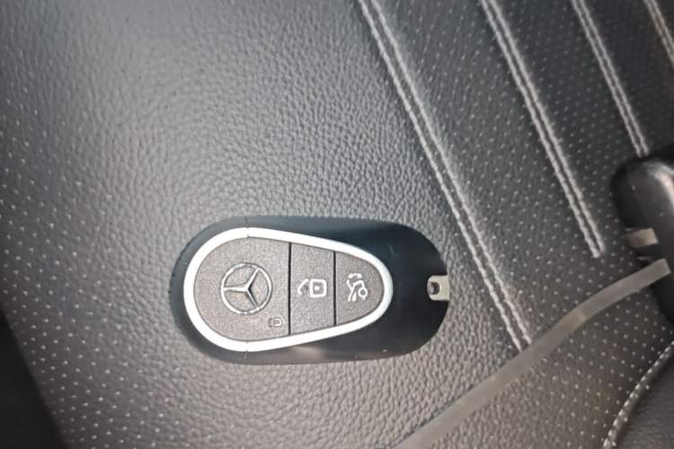 Used Mercedes-Benz C-Class 2024 C 260 L Sport Edition Vehicle Key