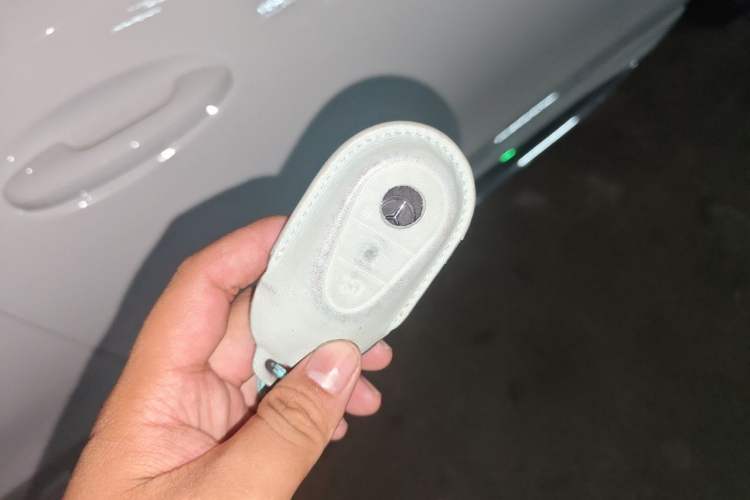 Used Mercedes-Benz C-Class 2024 C 200 L Sport Edition Vehicle Key