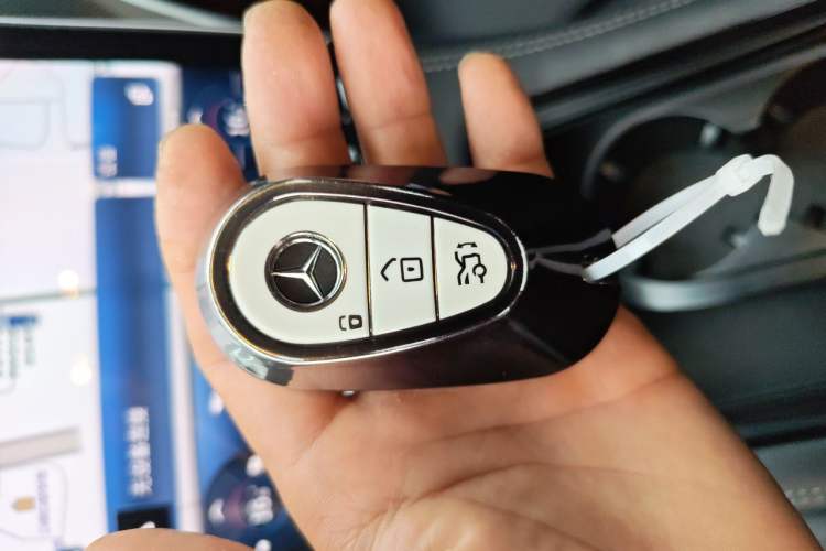 Used Mercedes-Benz C-Class 2024 Restyled C-Class 260 L Sport Edition Vehicle Key