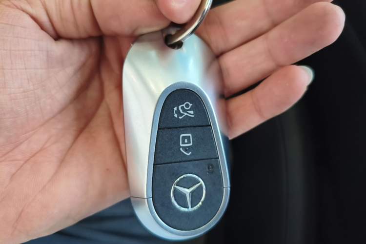 Used Mercedes-Benz C-Class 2024 C 260 L Brilliant Night Sports Edition Vehicle Key