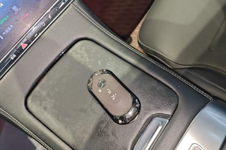 Used Mercedes-Benz C-Class 2024 Restyled C 260 L Sport Edition Vehicle Key
