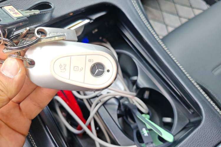 Used Mercedes-Benz C-Class 2024 C 260 L Brilliant Night Sports Edition Vehicle Key