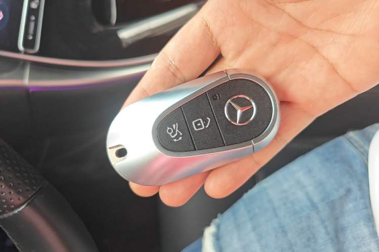 Used Mercedes-Benz C-Class 2024 C 260 L Sport Edition Vehicle Key