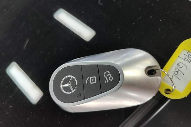 Used Mercedes-Benz C-Class 2024 C 260 L Sport Edition Vehicle Key