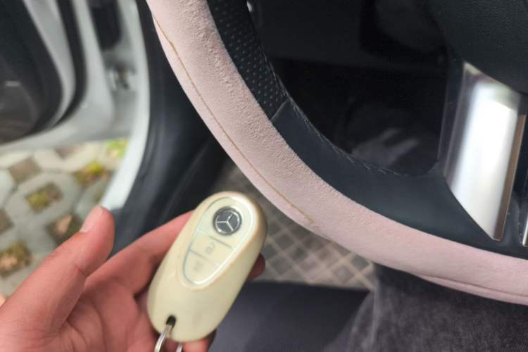 Used Mercedes-Benz C-Class 2024 Facelift C 260 L Vehicle Key