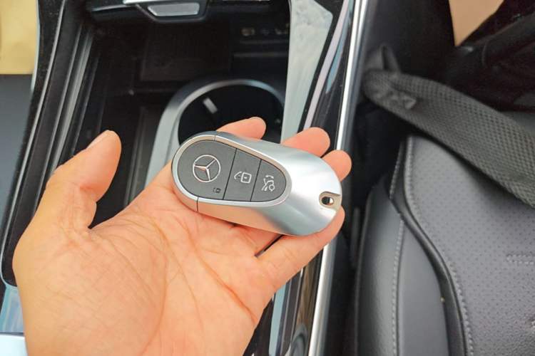 Used Mercedes-Benz C-Class 2024 C 260 L Sport Edition Vehicle Key