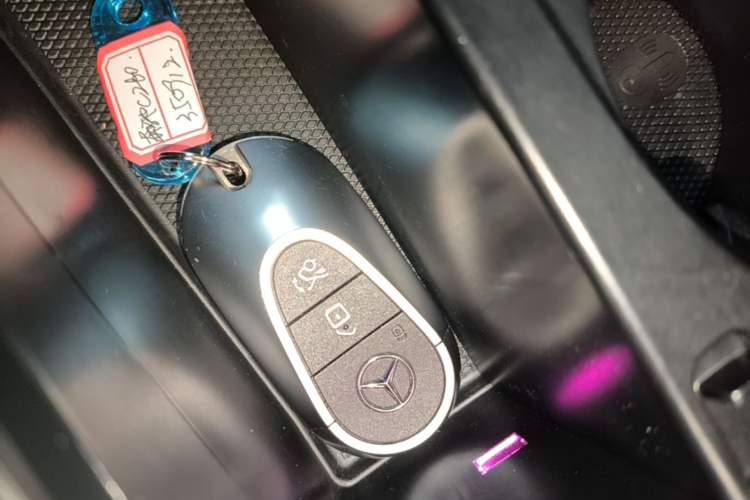 Used Mercedes-Benz C-Class 2024 C 260 L Sport Edition Vehicle Key