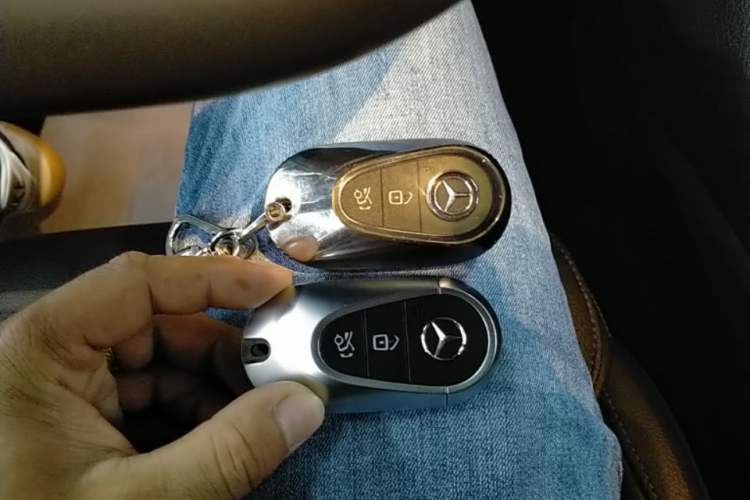 Used Mercedes-Benz C-Class 2024 Second Facelift C 260 L Sport Edition Vehicle Key