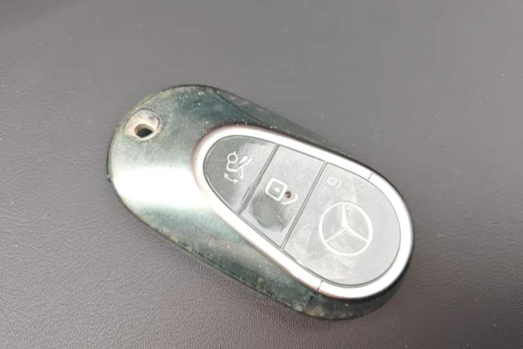 Used Mercedes-Benz C-Class 2024 C 260 L Sport Edition Vehicle Key