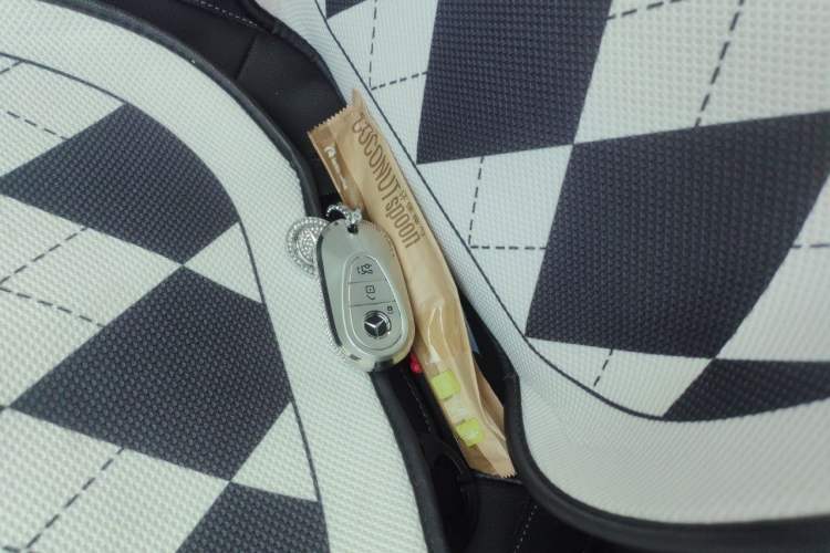 Used Mercedes-Benz C-Class 2024 Restyled C-Class 260 L Sport Edition Vehicle Key