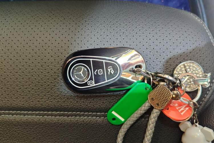 Used Mercedes-Benz C-Class 2024 Restyled C-Class 260 L Sport Edition Vehicle Key