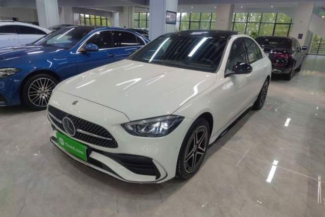 Used Mercedes-Benz C-Class 2024 Facelifted C-Class 260 L Night Edition Sports Version