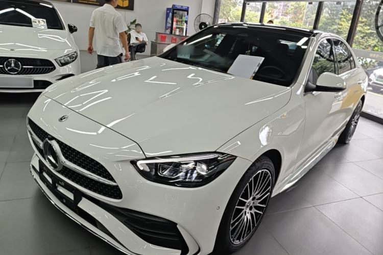 Used Mercedes-Benz C-Class 2024 Restyled C-Class 260 L Sport Edition Guazi used car, China used car export, Used car for sale, Used Mercedes-Benz cars, Cheapest cars for sale