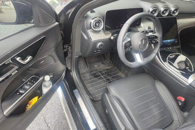 Used Mercedes-Benz C-Class 2025 C 260 L Sport Edition Driver Seat