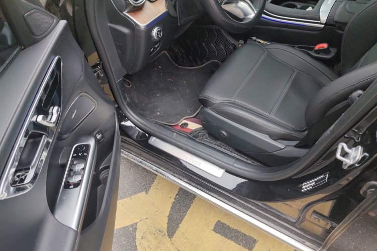 Used Mercedes-Benz C-Class 2025 C 260 L Driver Seat
