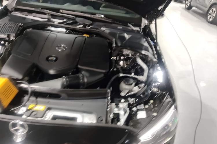 Used Mercedes-Benz C-Class 2025 C 260 L Engine Bay Left