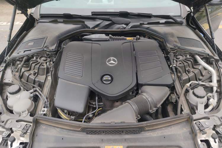 Used Mercedes-Benz C-Class 2025 C 260 L Engine Bay