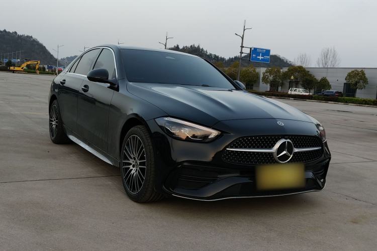 Used Mercedes-Benz C-Class 2025 Facelift C 260 L Sport Edition Exterior 4