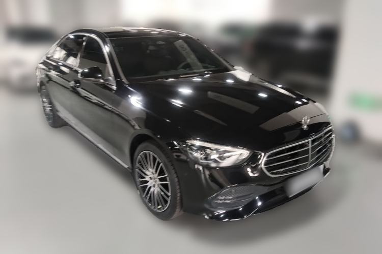 Used Mercedes-Benz C-Class 2025 C 260 L Front Right 45 Deg