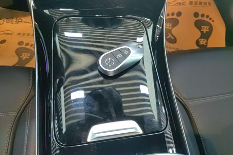 Used Mercedes-Benz C-Class 2025-Year Facelift C 260 L Gear Lever