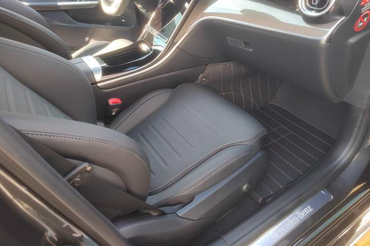 Used Mercedes-Benz C-Class 2025 Facelift C 260 L Sport Edition Interior 8
