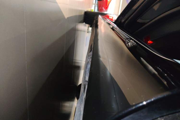 Used Mercedes-Benz C-Class 2025-Year Facelift C 260 L Left Side Sill