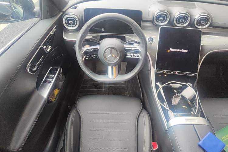 Used Mercedes-Benz C-Class 2025 C 260 L Sport Edition Steering Wheel