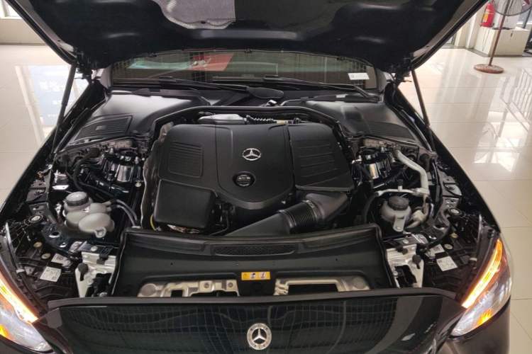 Used Mercedes-Benz C-Class 2025 Facelift C 260 L Sport Edition Engine Bay