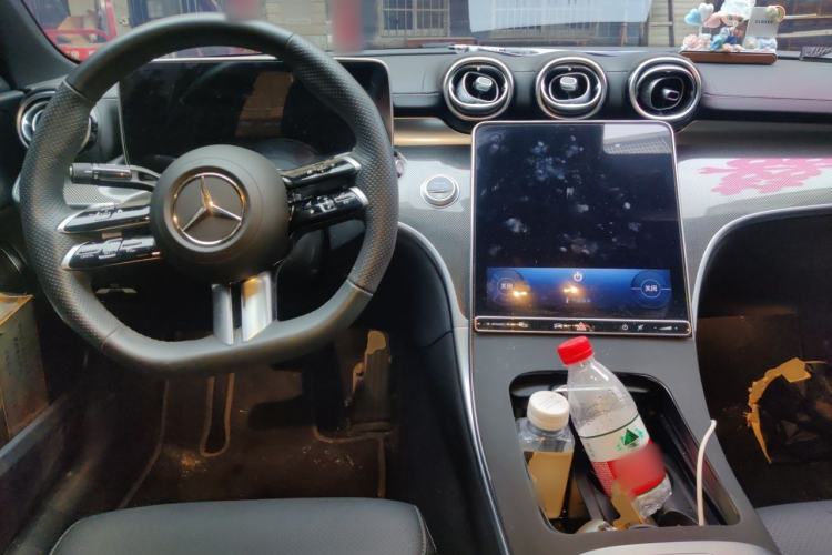 Used Mercedes-Benz C-Class 2025 C 260 L Sport Edition Center Console