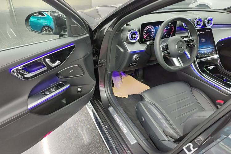 Used Mercedes-Benz C-Class 2025 Facelift C 260 L Sport Edition Driver Seat