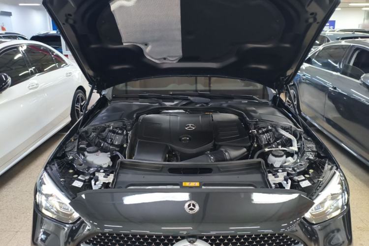 Used Mercedes-Benz C-Class 2025 Facelift C 260 L Sport Edition Engine Bay