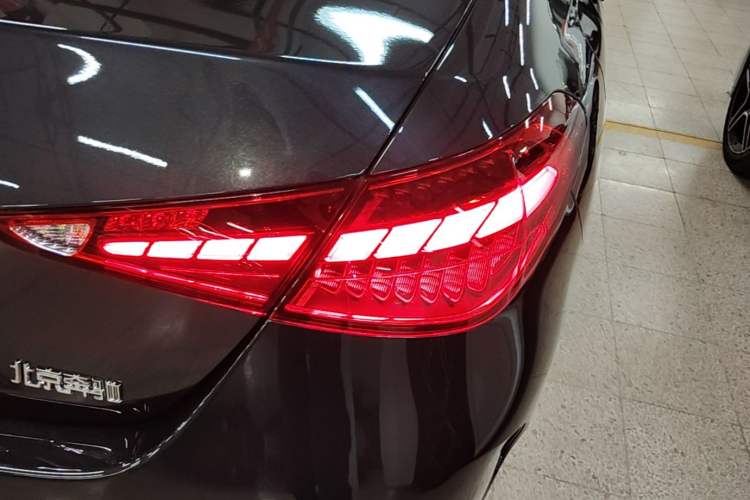 Used Mercedes-Benz C-Class 2025 Facelift C 260 L Sport Edition Exterior 3