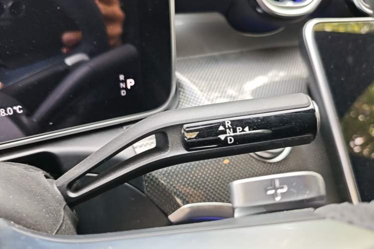Used Mercedes-Benz C-Class 2025 Facelift C 260 L Sport Edition Gear Lever