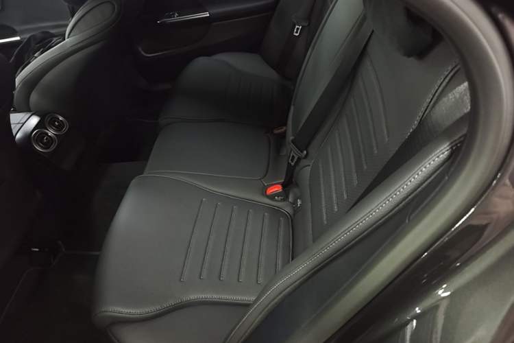 Used Mercedes-Benz C-Class 2025 Facelift C 260 L Sport Edition Left Rear Seat