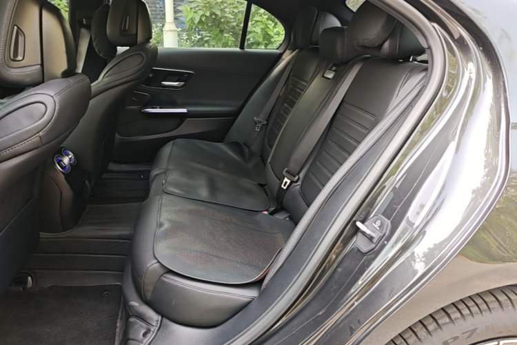 Used Mercedes-Benz C-Class 2025 Facelift C 260 L Sport Edition Left Rear Seat