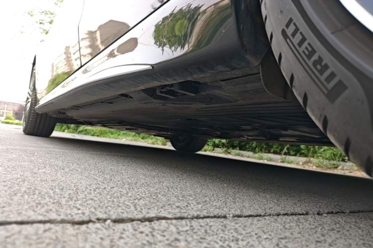 Used Mercedes-Benz C-Class 2025 Facelift C 260 L Sport Edition Left Side Sill