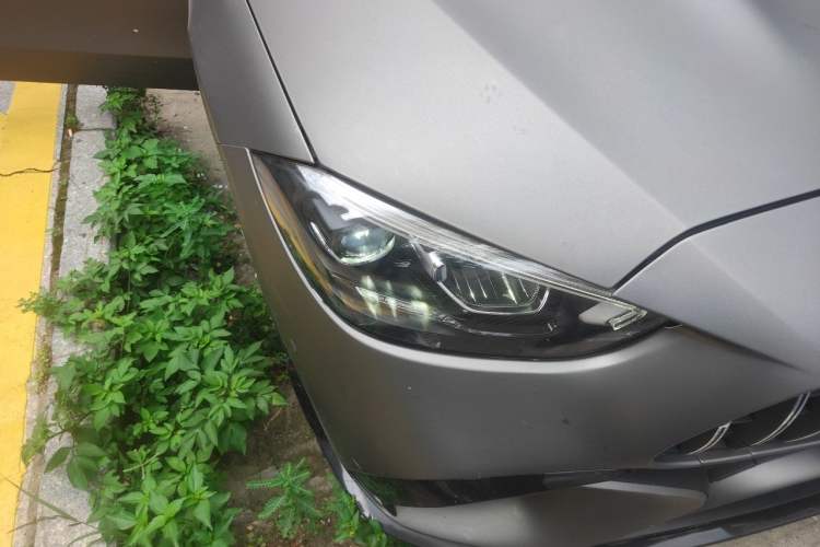 Used Mercedes-Benz C-Class 2025 C 260 L Obsidian Night Sport Edition Right Front Headlight