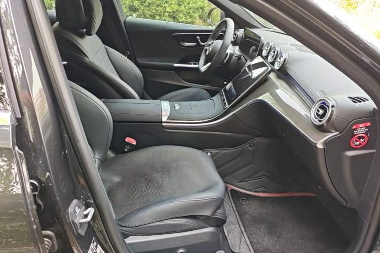 Used Mercedes-Benz C-Class 2025 Facelift C 260 L Sport Edition Right Front Seat