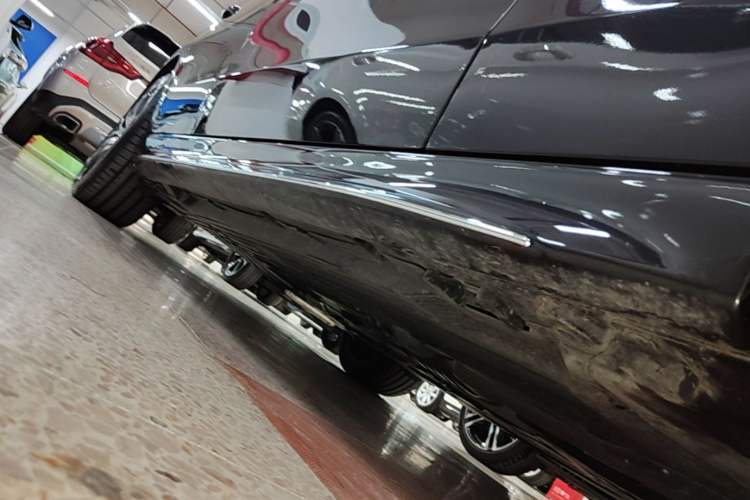 Used Mercedes-Benz C-Class 2025 Facelift C 260 L Sport Edition Right Side Sill