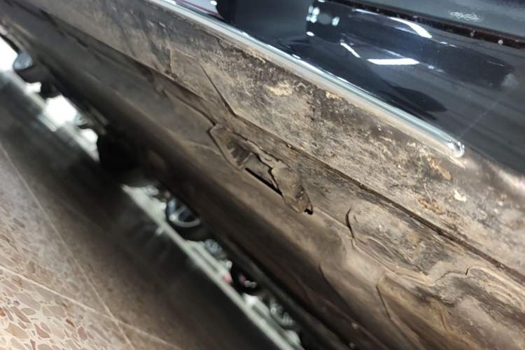 Used Mercedes-Benz C-Class 2025 Facelift C 260 L Sport Edition Right Side Sill