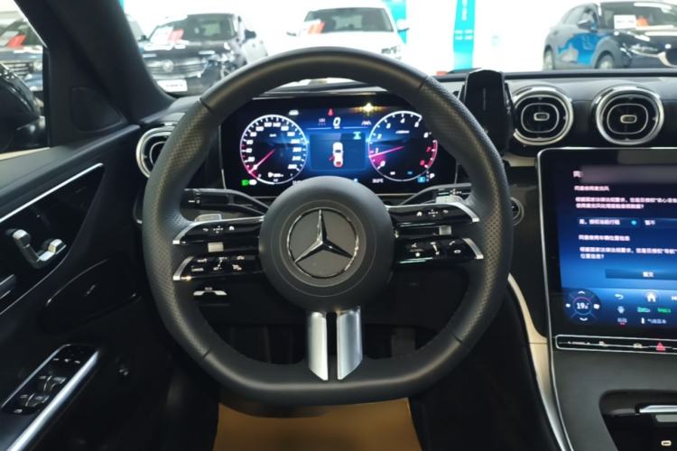 Used Mercedes-Benz C-Class 2025 Facelift C 260 L Sport Edition Steering Wheel