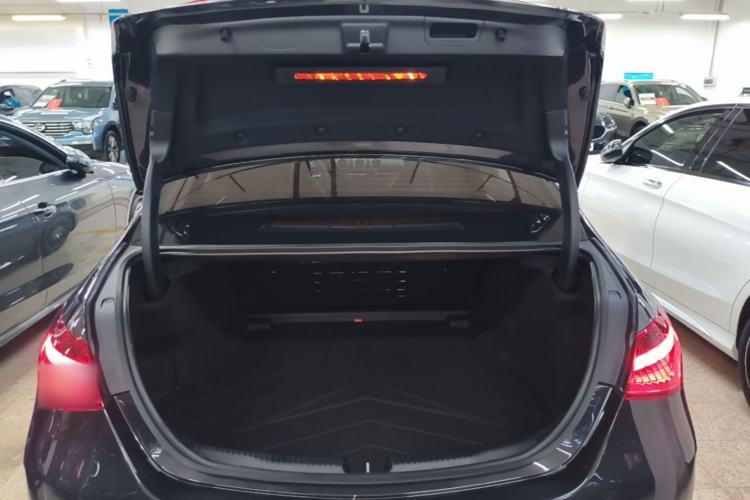 Used Mercedes-Benz C-Class 2025 Facelift C 260 L Sport Edition Trunk