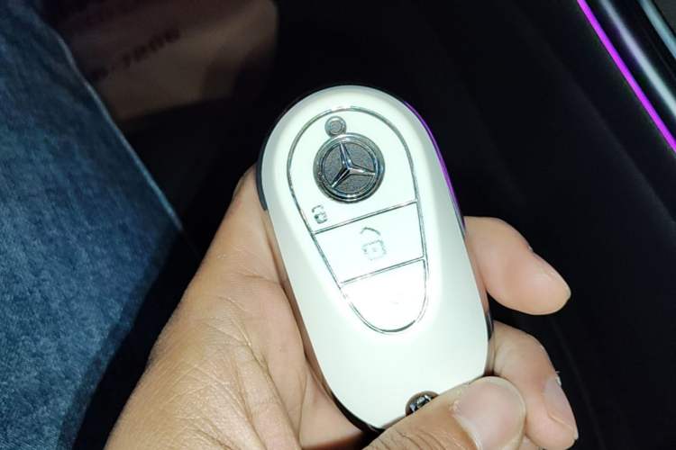 Used Mercedes-Benz C-Class 2025 Facelift C 260 L Sport Edition Vehicle Key