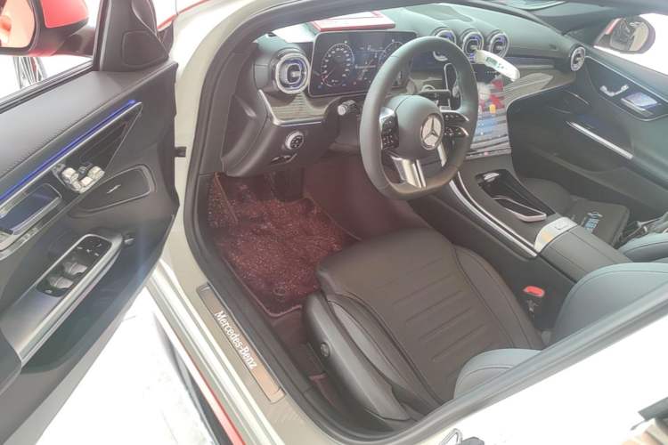 Used Mercedes-Benz C-Class 2025 Facelift C 260 L Sport Edition Driver Seat