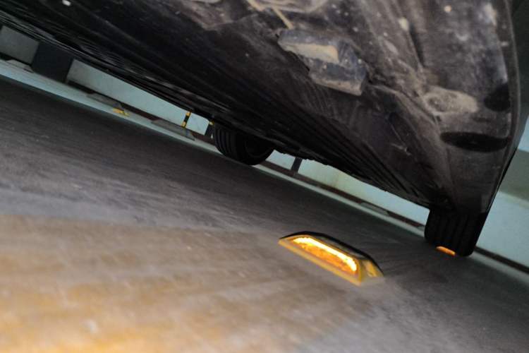 Used Mercedes-Benz C-Class 2025 Refresh C 260 L Night Edition Sports Version Chassis Front Left