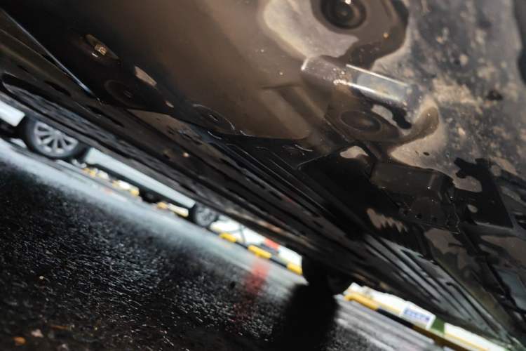 Used Mercedes-Benz C-Class 2025 C 260 L Sport Edition Chassis Front Left