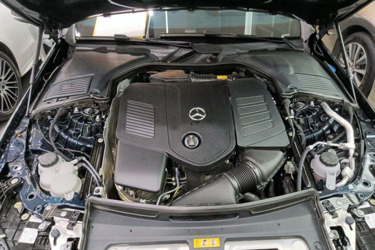 Used Mercedes-Benz C-Class 2025 Refresh C 260 L Night Edition Sports Version Engine Bay
